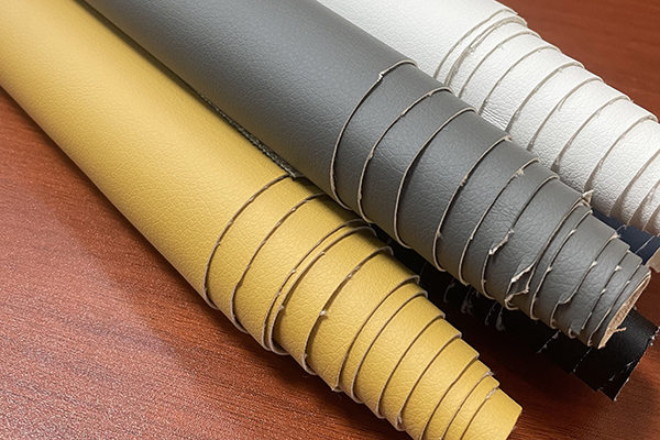Cracked PU leather sample